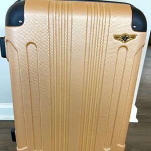 Brand New Rockland Hardside Expandable Spinner Wheel Luggage, Carry-On 20-Inch